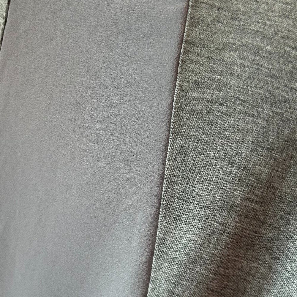 Banana Republic NWT Grey Tank Top - Picture 5 of 9